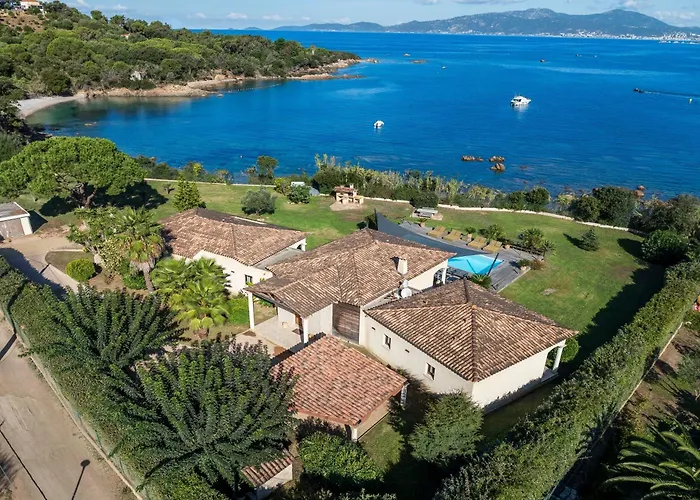 Aigue Marine - Front De Coti-Chiavari (Corsica)