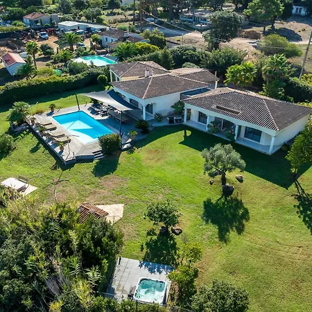 Aigue Marine - Front De